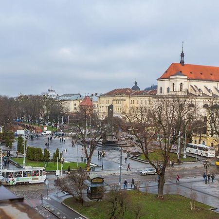 Квартира Подобово В Центрі На Вулиці Проспект Свободи 7 Lviv Bagian luar foto