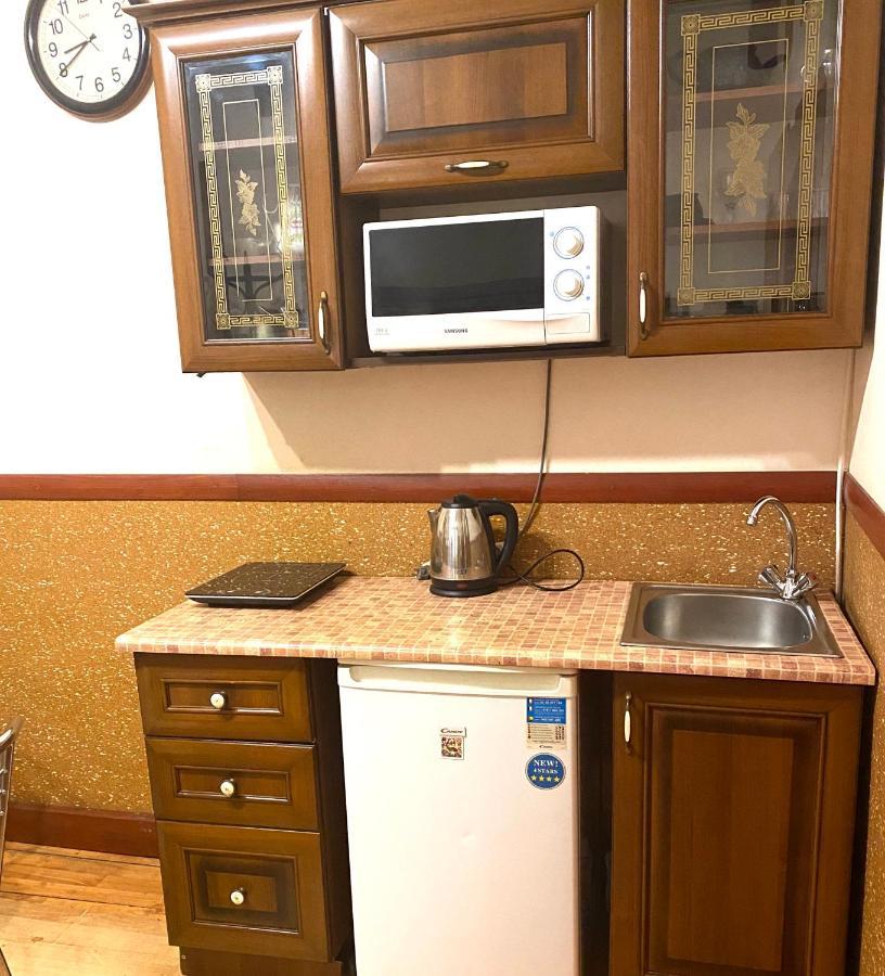 Квартира Подобово В Центрі На Вулиці Проспект Свободи 7 Lviv Bagian luar foto