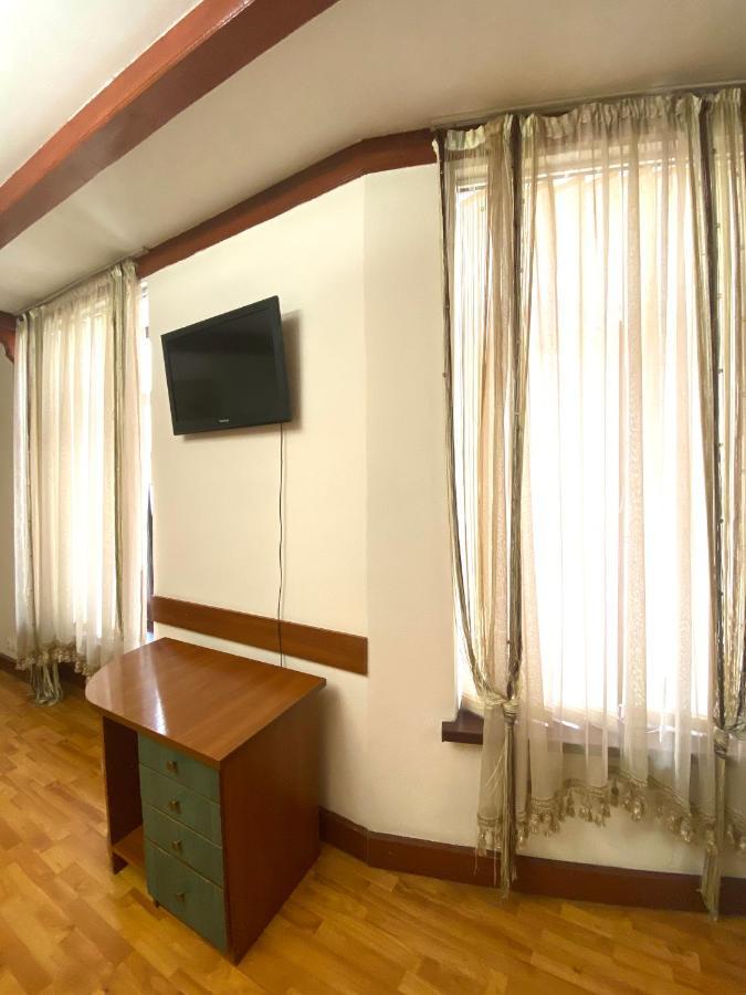 Квартира Подобово В Центрі На Вулиці Проспект Свободи 7 Lviv Bagian luar foto